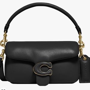 Coach Leather Covered C Closure Pillow Tabby Shoulder Bag 18. Worn once 🖤🖤